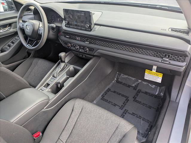 Certified 2025 Honda Accord SE image 22