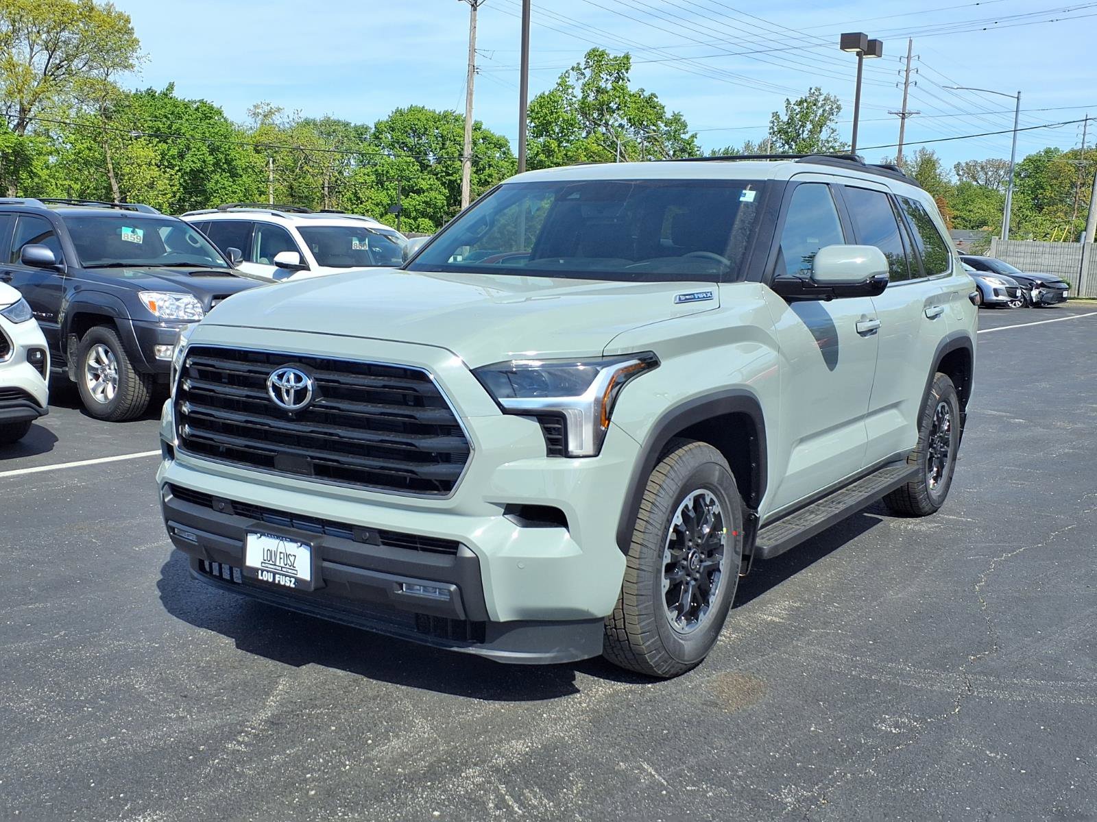 New 2026 Toyota Sequoia SR5 w/ TRD Off-Road Package AWD/4WD image 32