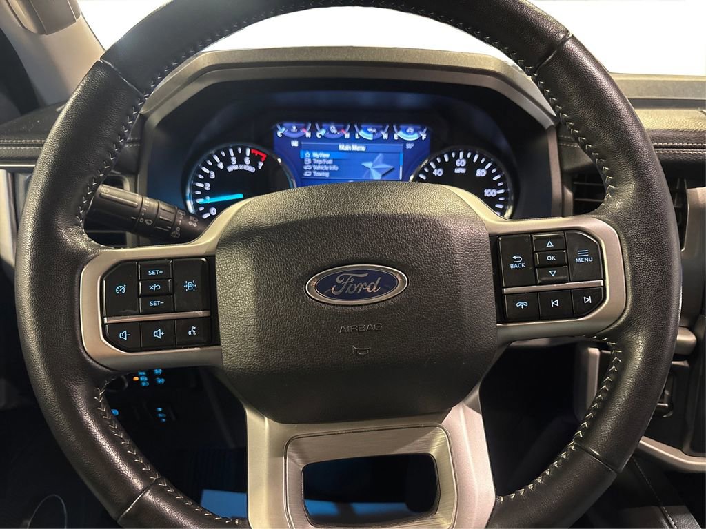 Used 2024 Ford Expedition XLT image 30