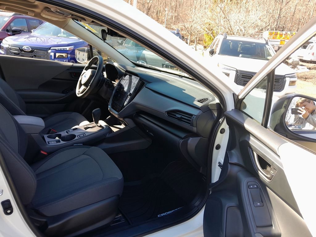 Certified 2025 Subaru Crosstrek 2.0i Premium image 35