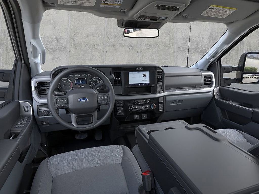 New 2026 Ford F450 XLT image 9
