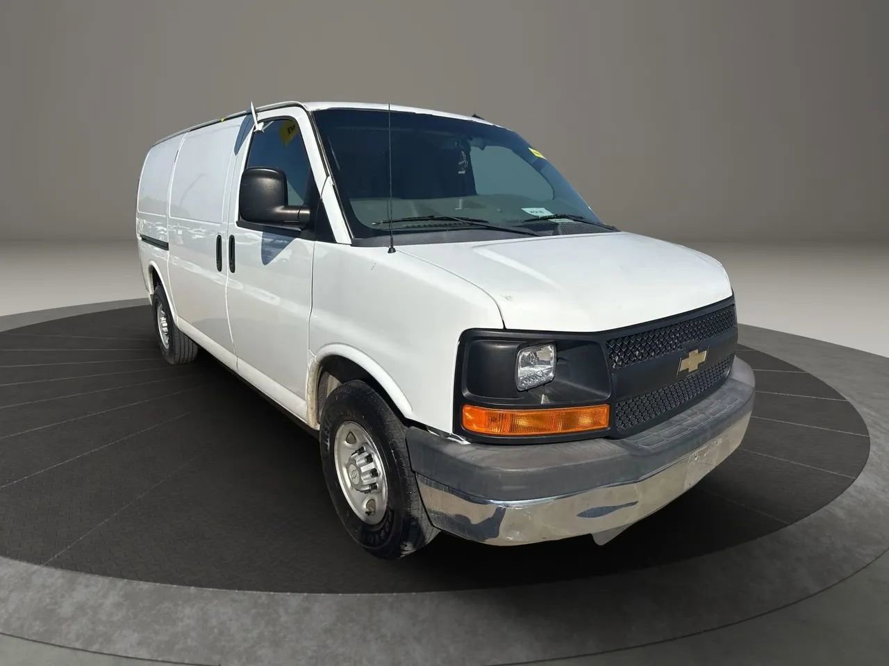 Used 2015 Chevrolet Express 2500 w/ Cold Climate Package image 3