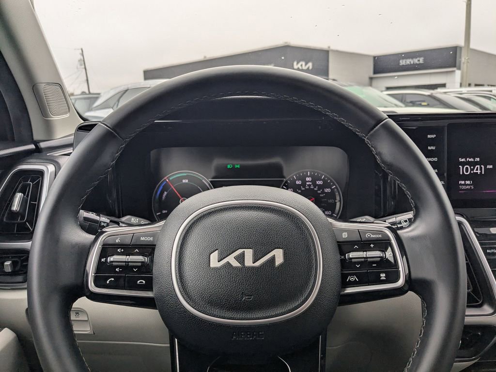 Used 2022 Kia Sorento EX image 22