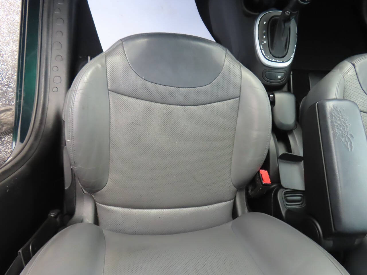 Used 2015 FIAT 500L Trekking FWD image 41