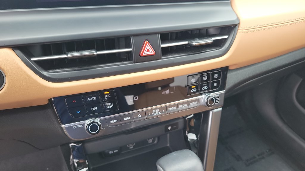 Used 2024 Kia Seltos EX FWD image 15