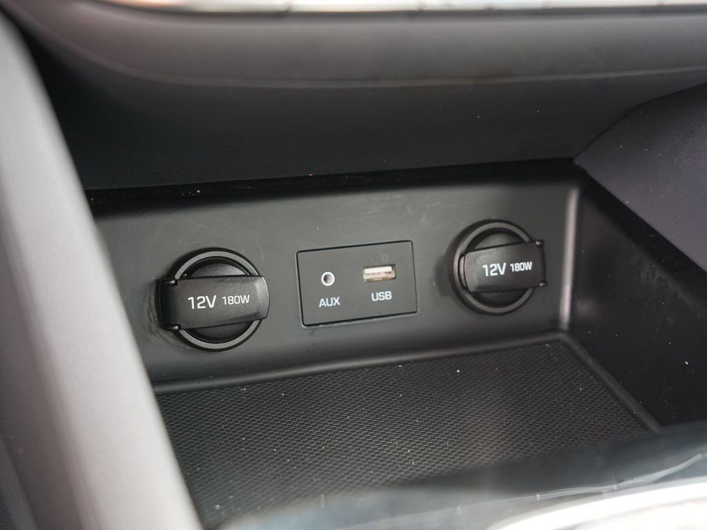 Used 2018 Hyundai Ioniq Blue FWD image 33