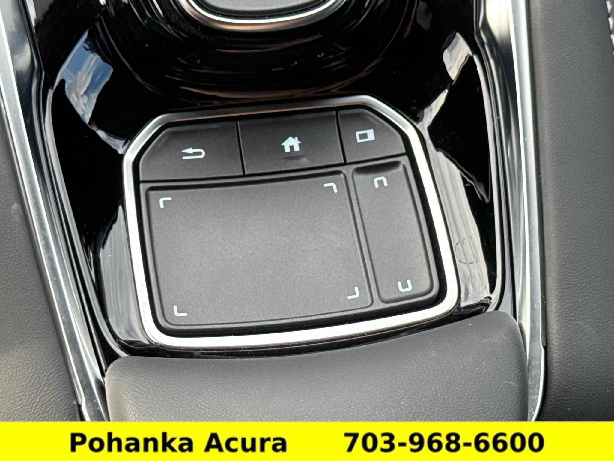 Used 2025 Acura RDX w/ Technology Package AWD/4WD image 18