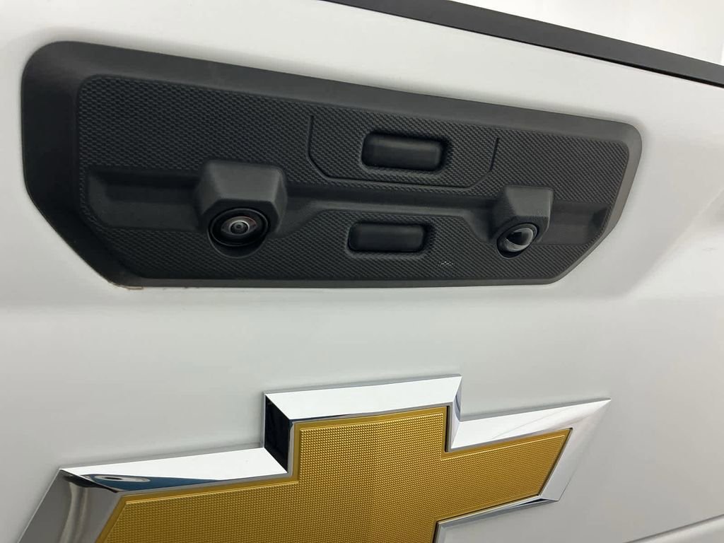 Used 2024 Chevrolet Silverado 2500 LTZ w/ LTZ Convenience Package image 41