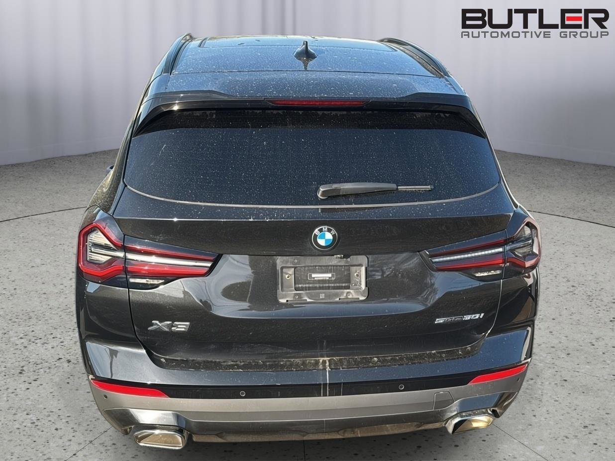 Used 2023 BMW X3 sDrive30i w/ Premium Package image 7