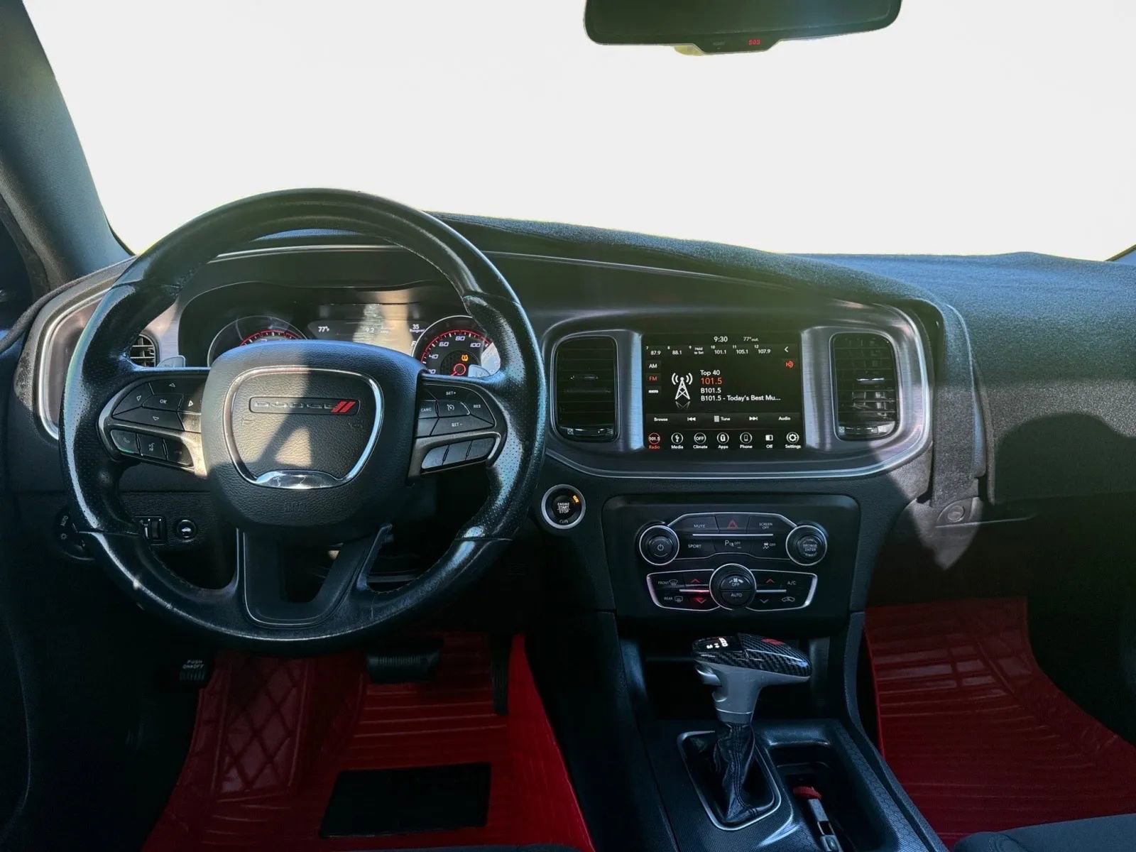 Used 2019 Dodge Charger R/T RWD image 12