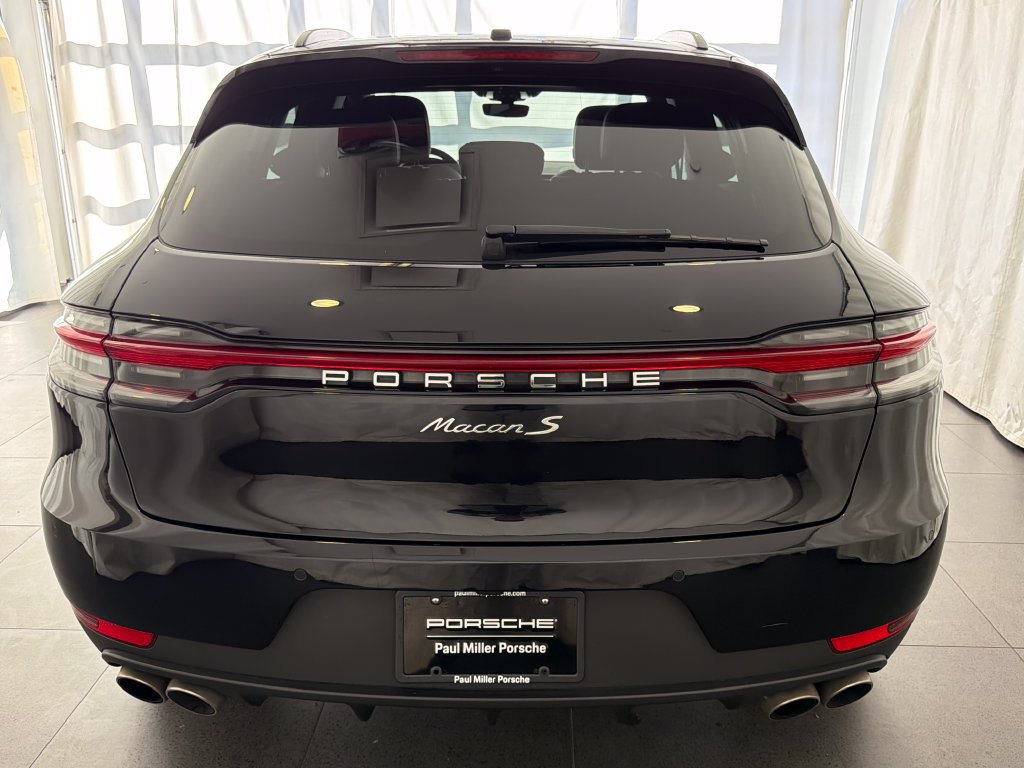 Certified 2021 Porsche Macan S AWD/4WD image 8