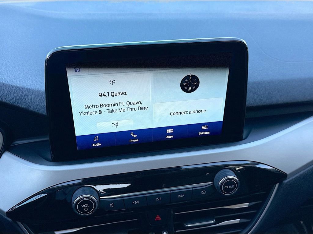 Used 2020 Ford Escape SE Sport FWD image 28