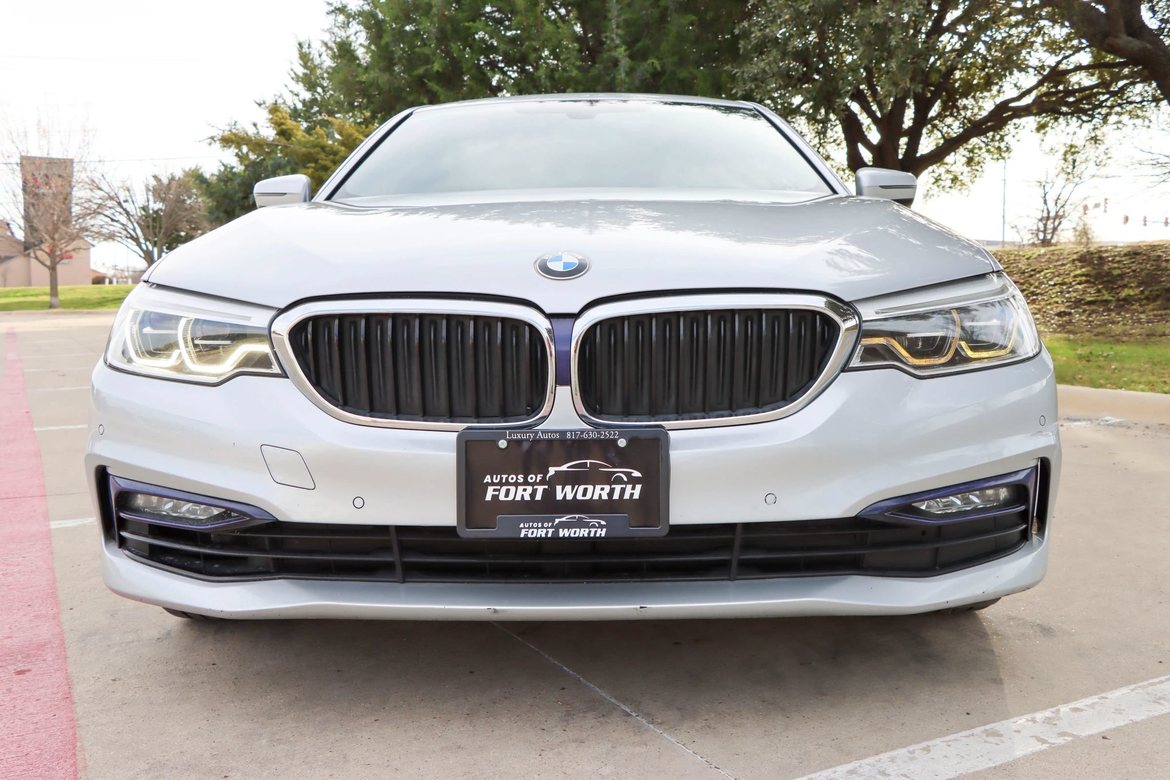 Used 2017 BMW 540i xDrive AWD/4WD image 2