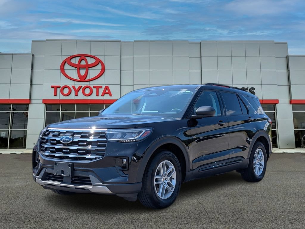 Used 2026 Ford Explorer Active w/ Active Comfort Package RWD image 1