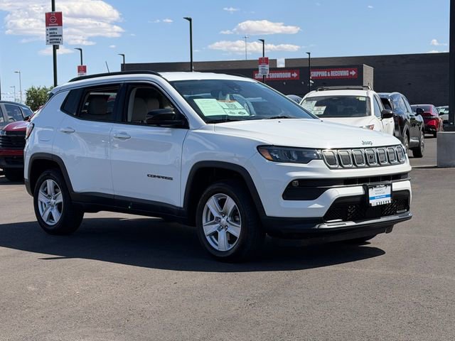 Used 2022 Jeep Compass Latitude w/ Convenience Group AWD/4WD image 9