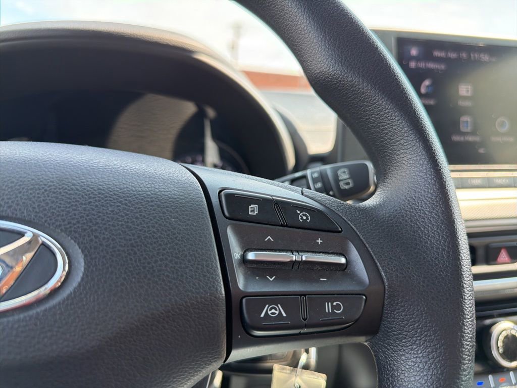Certified 2023 Hyundai Kona SE image 32