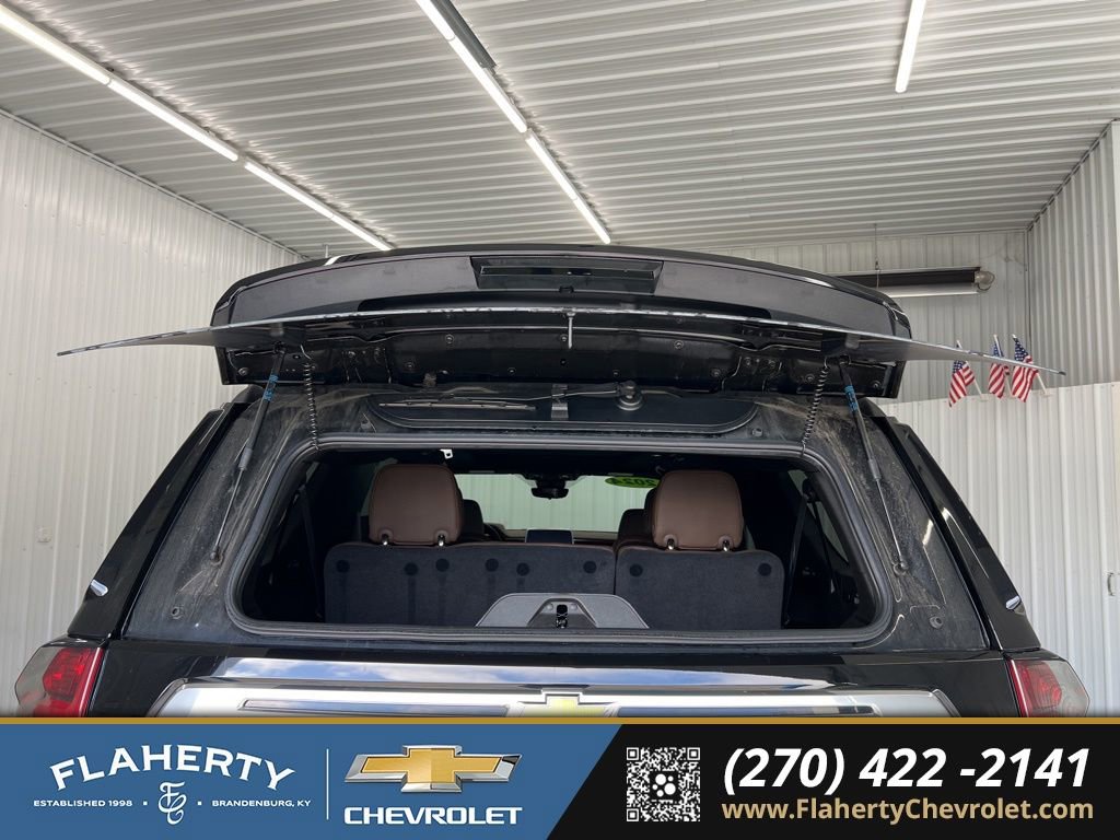 Used 2024 Chevrolet Suburban High Country image 22