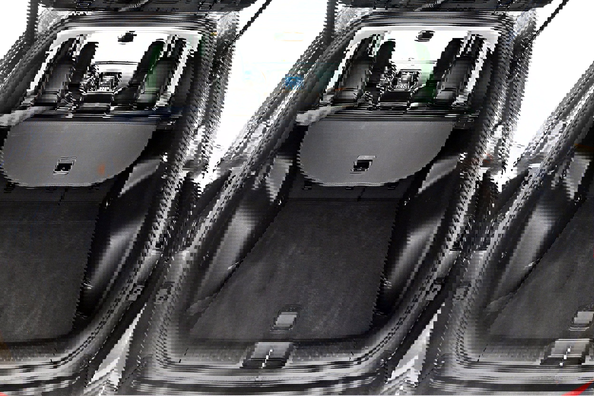 Used 2021 Jeep Cherokee Trailhawk w/ Trailer Tow Group image 31