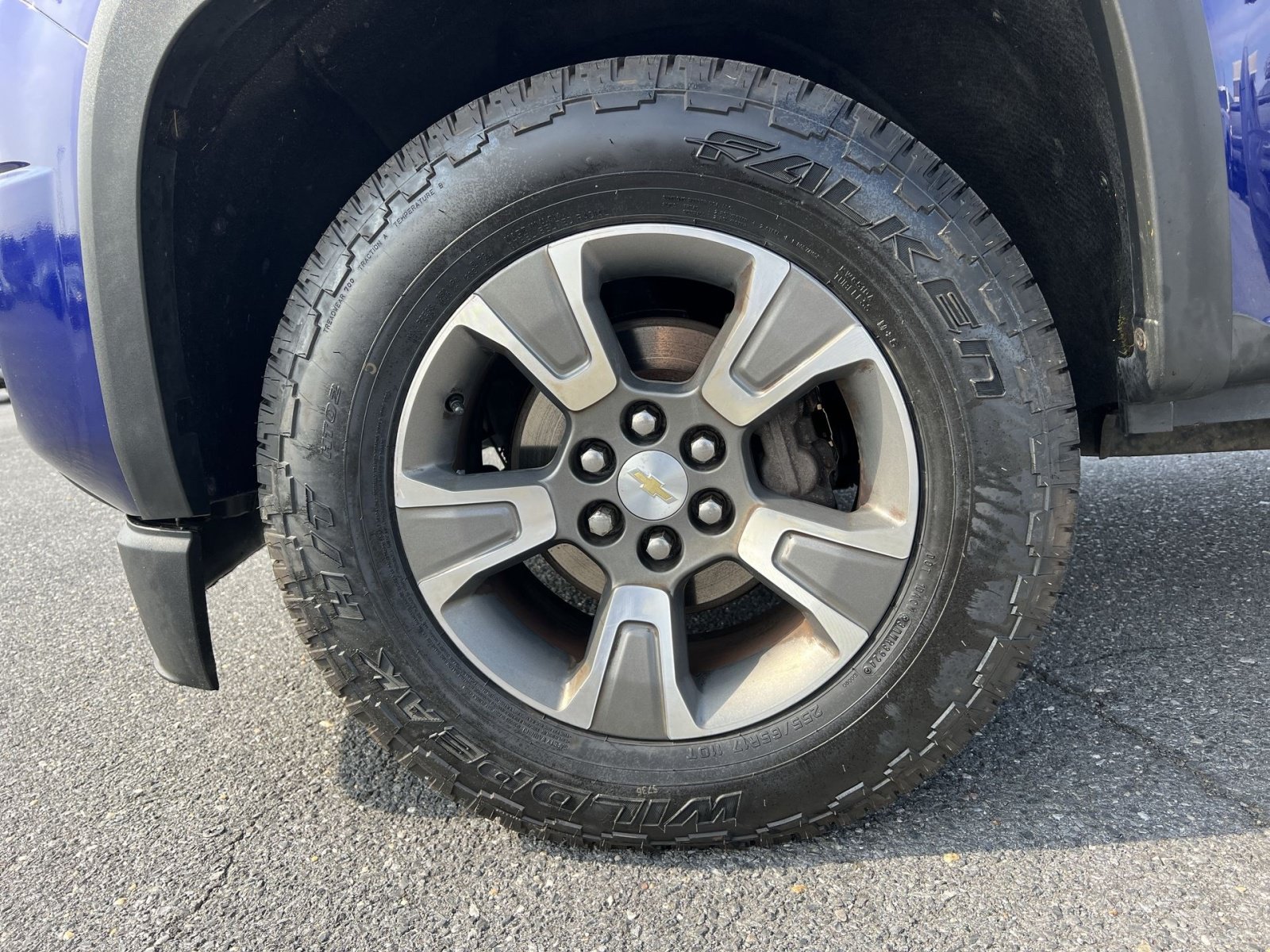 Used 2016 Chevrolet Colorado Z71 AWD/4WD image 12