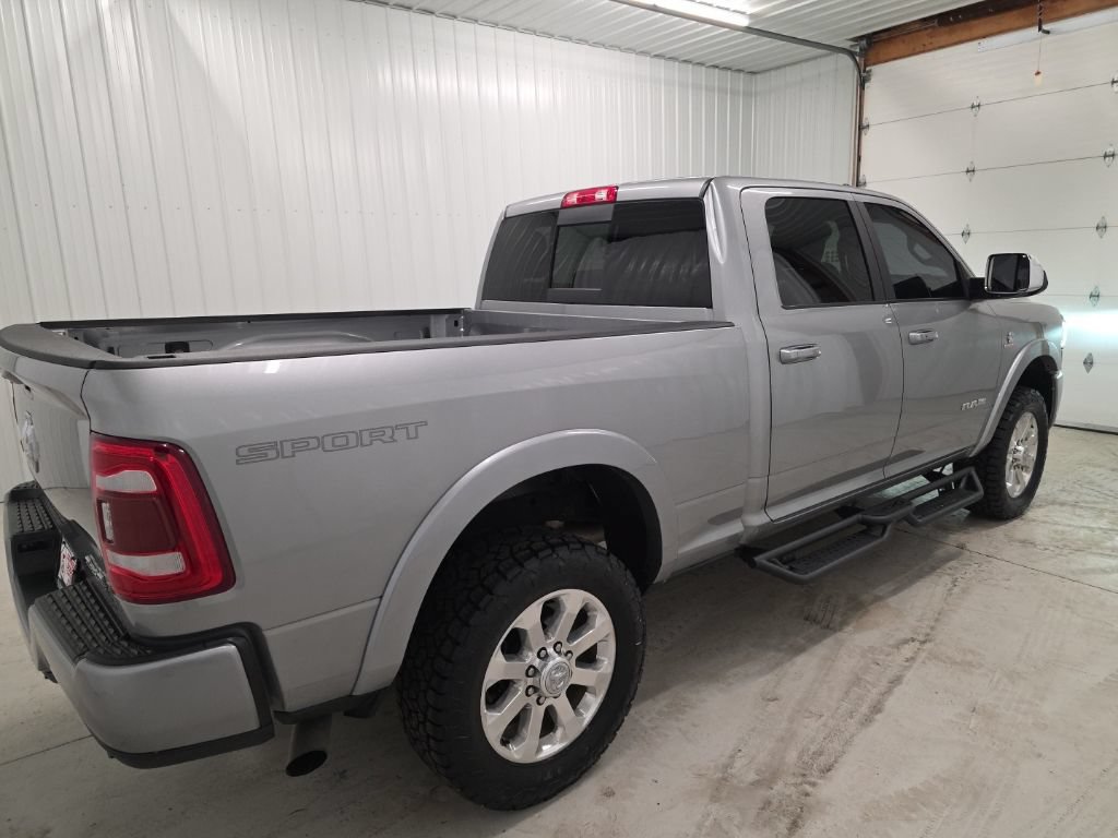 Used 2022 RAM 3500 Laramie AWD/4WD image 8