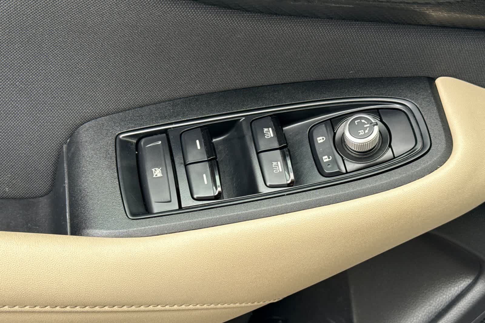 Used 2020 Subaru Outback Premium AWD/4WD image 13