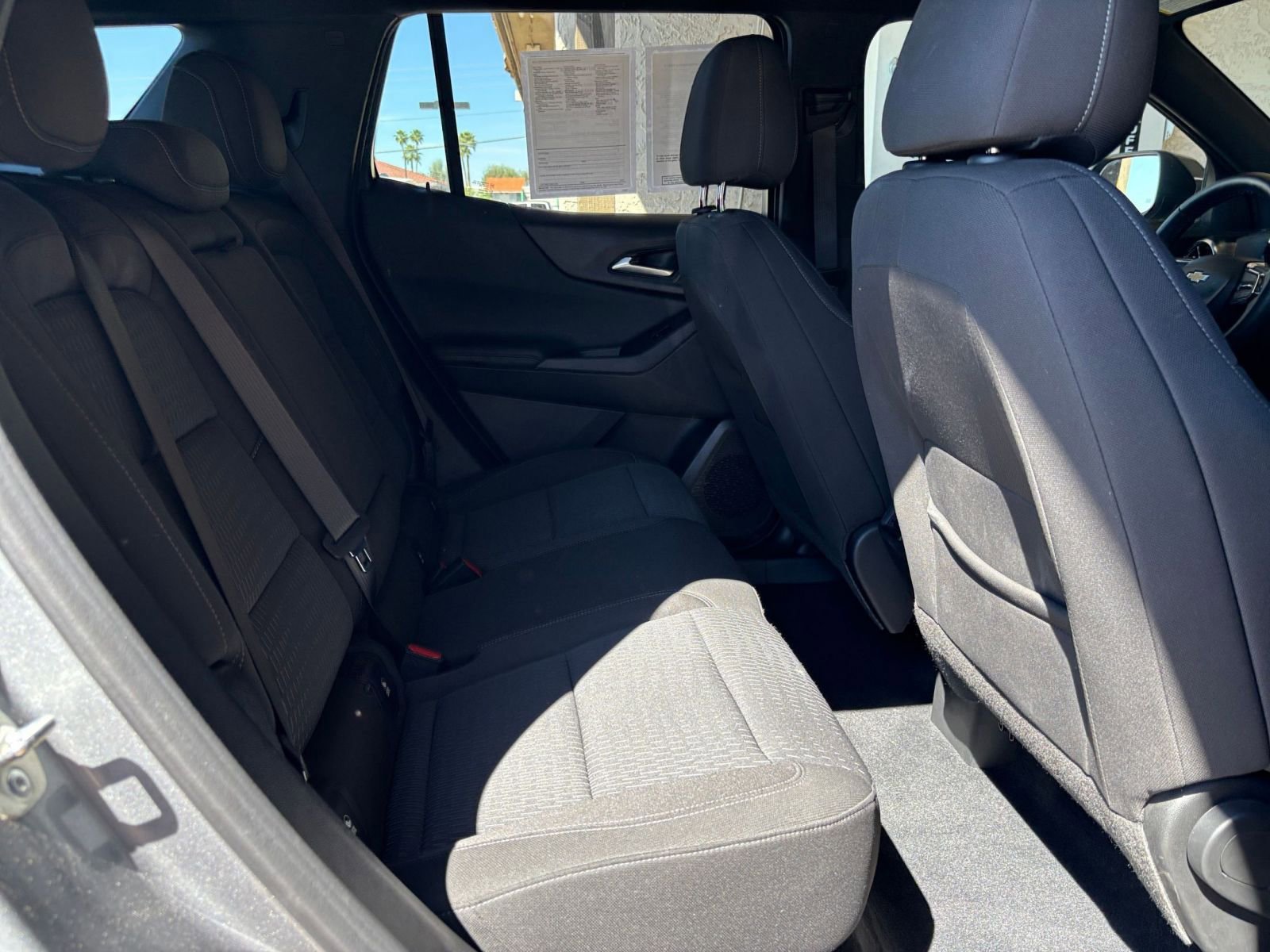 Used 2025 Chevrolet Equinox LT AWD/4WD image 25