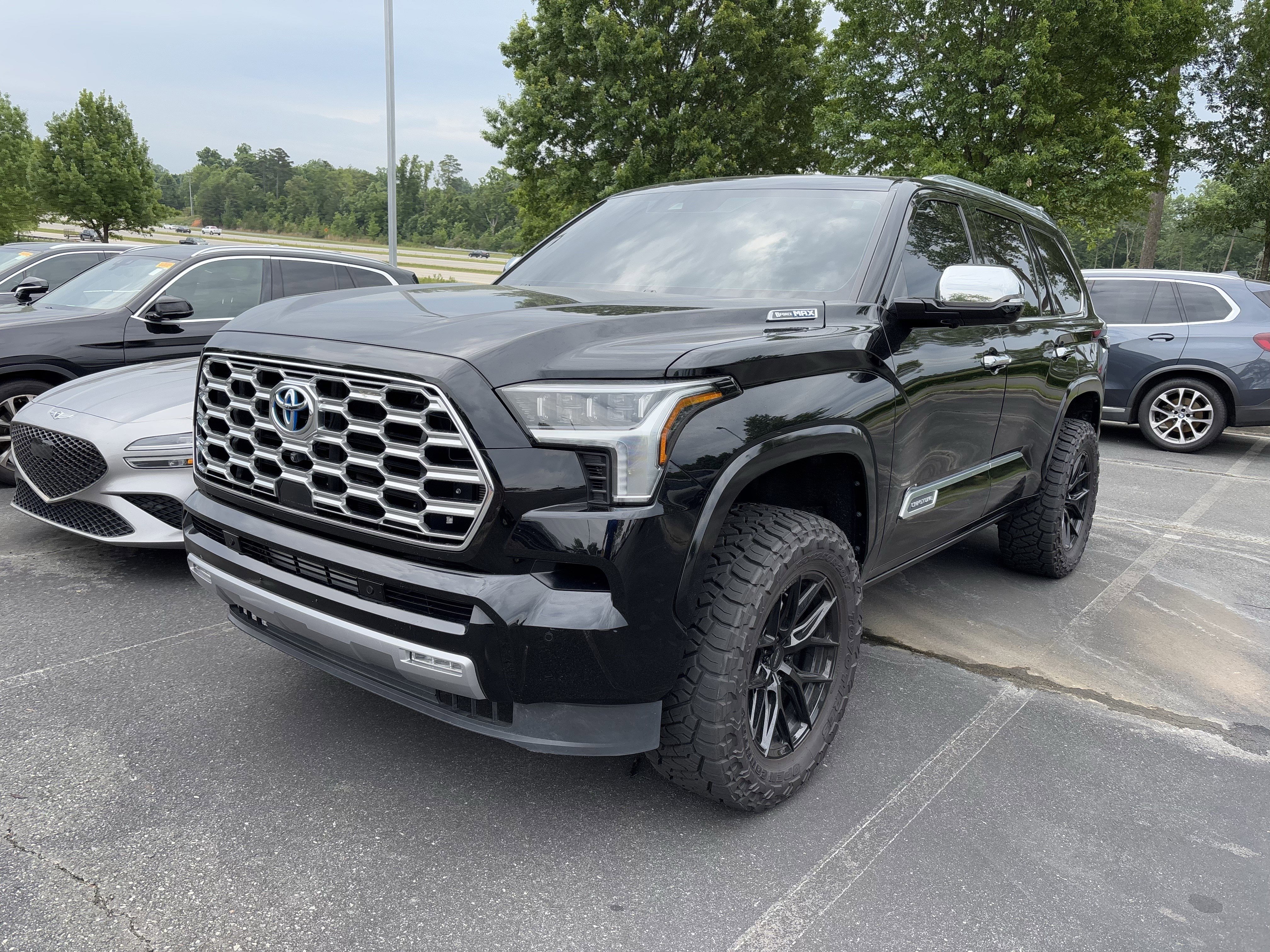 Used 2024 Toyota Sequoia Capstone AWD/4WD image 13