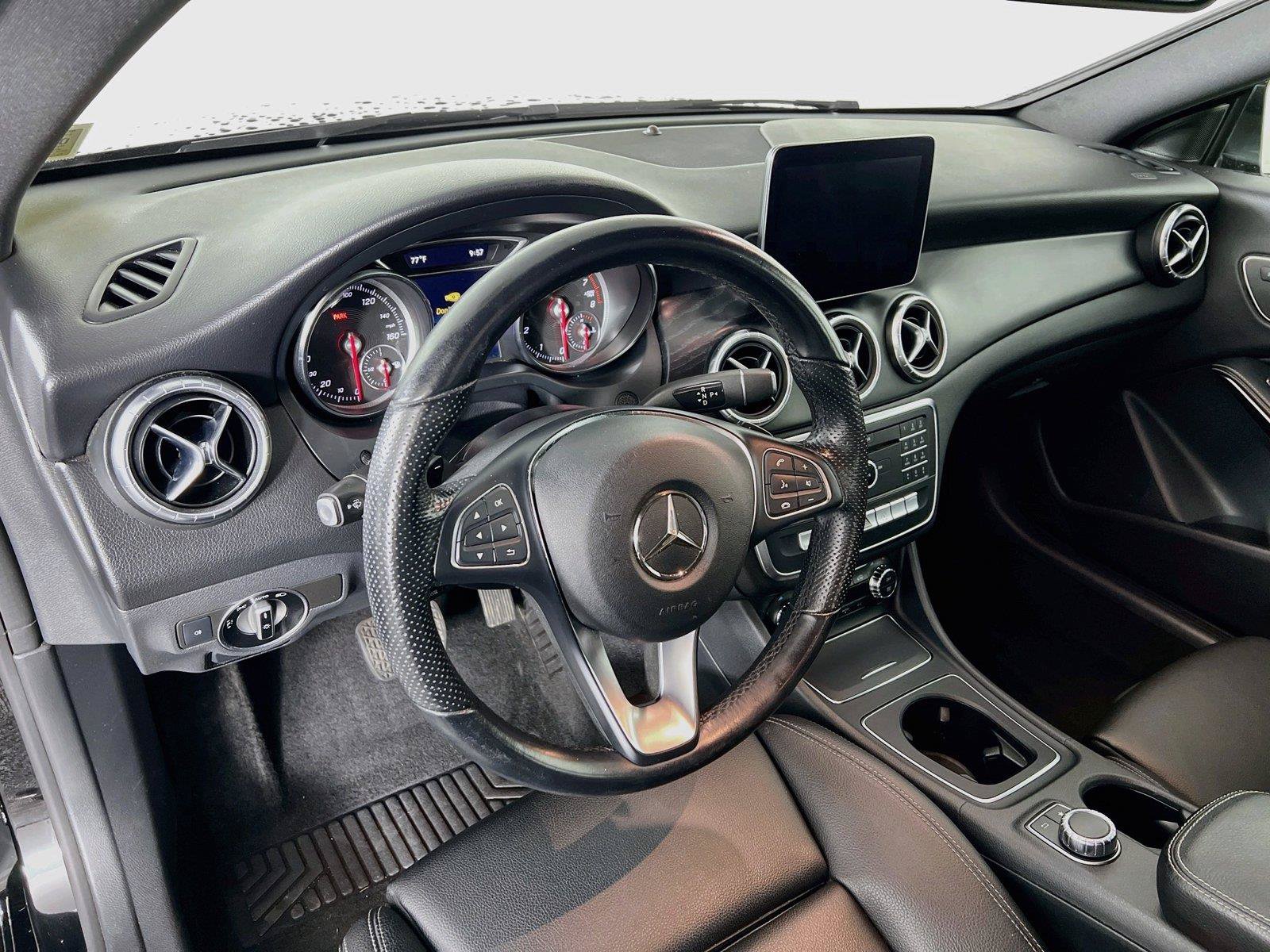 Used 2019 Mercedes-Benz CLA 250 4MATIC image 10