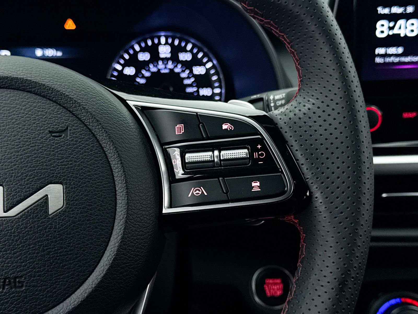 Used 2024 Kia Forte GT image 35