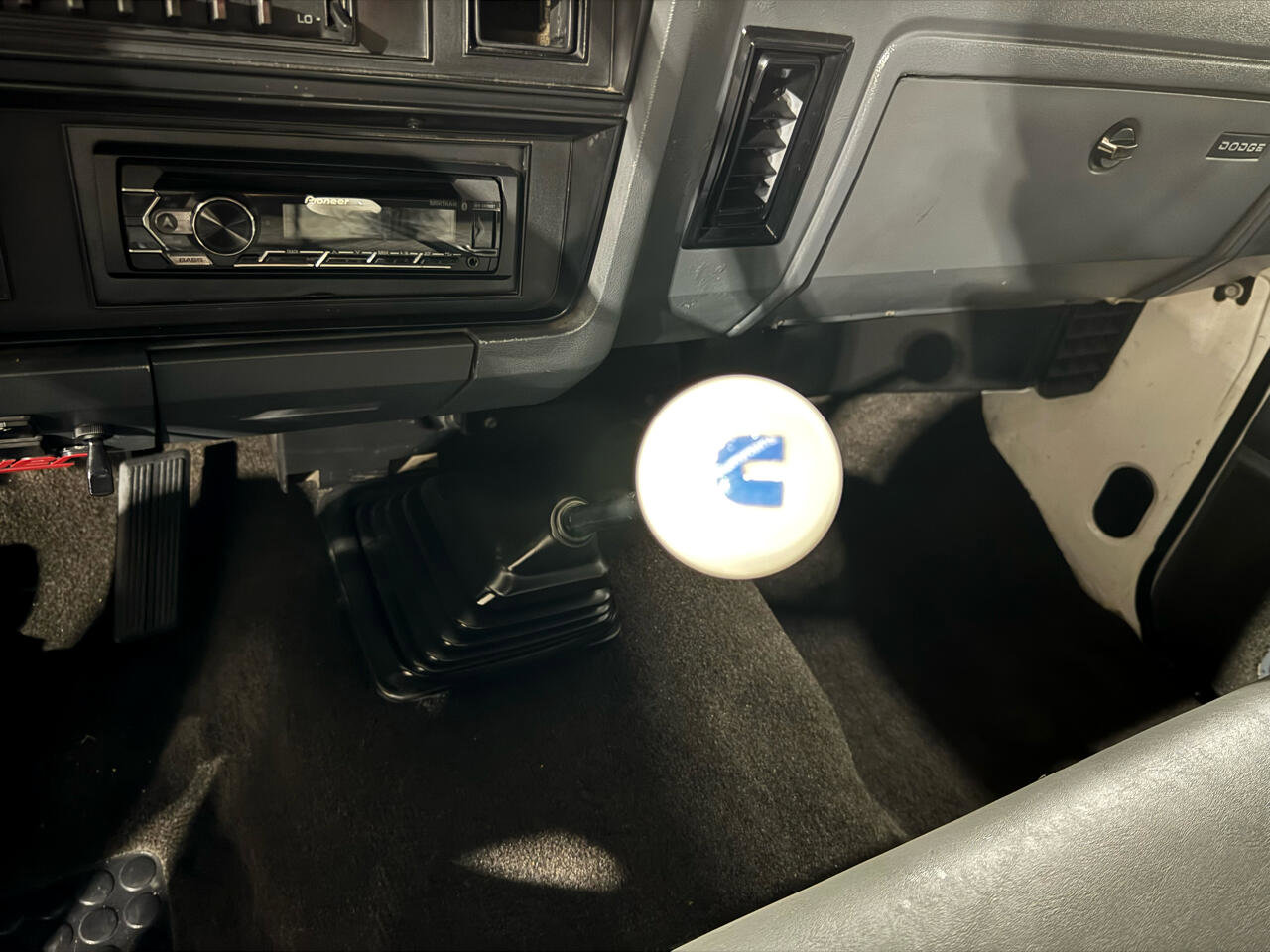 Used 1993 Dodge D/W Truck 350 image 25