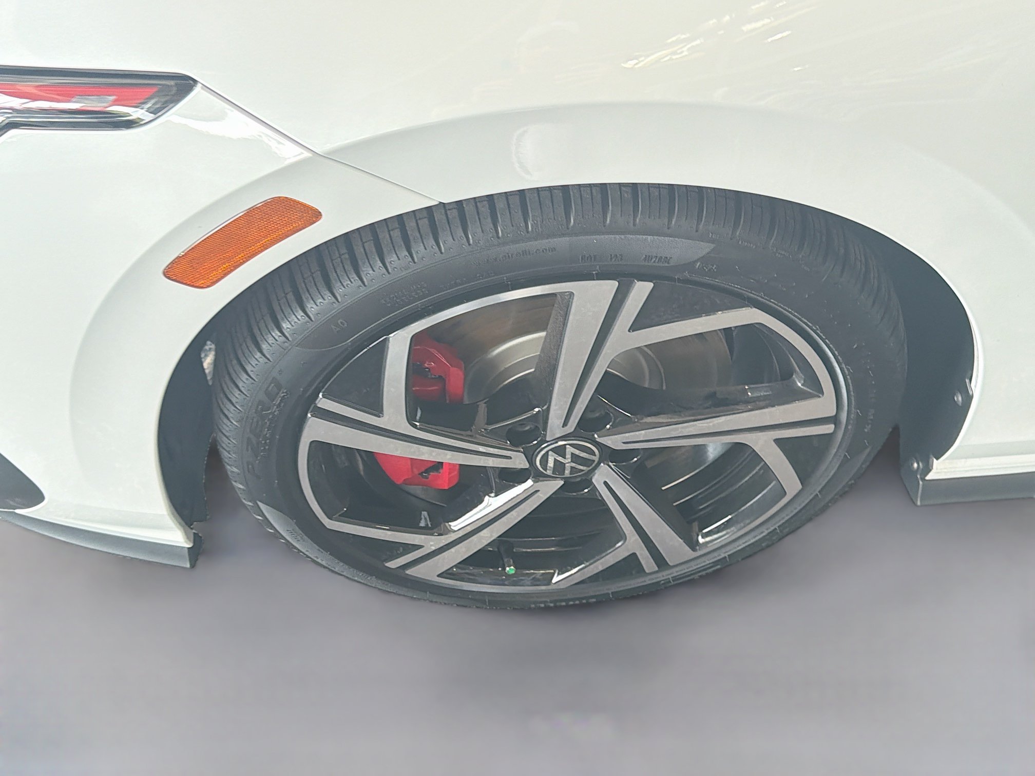 New 2026 Volkswagen GTI SE FWD image 26
