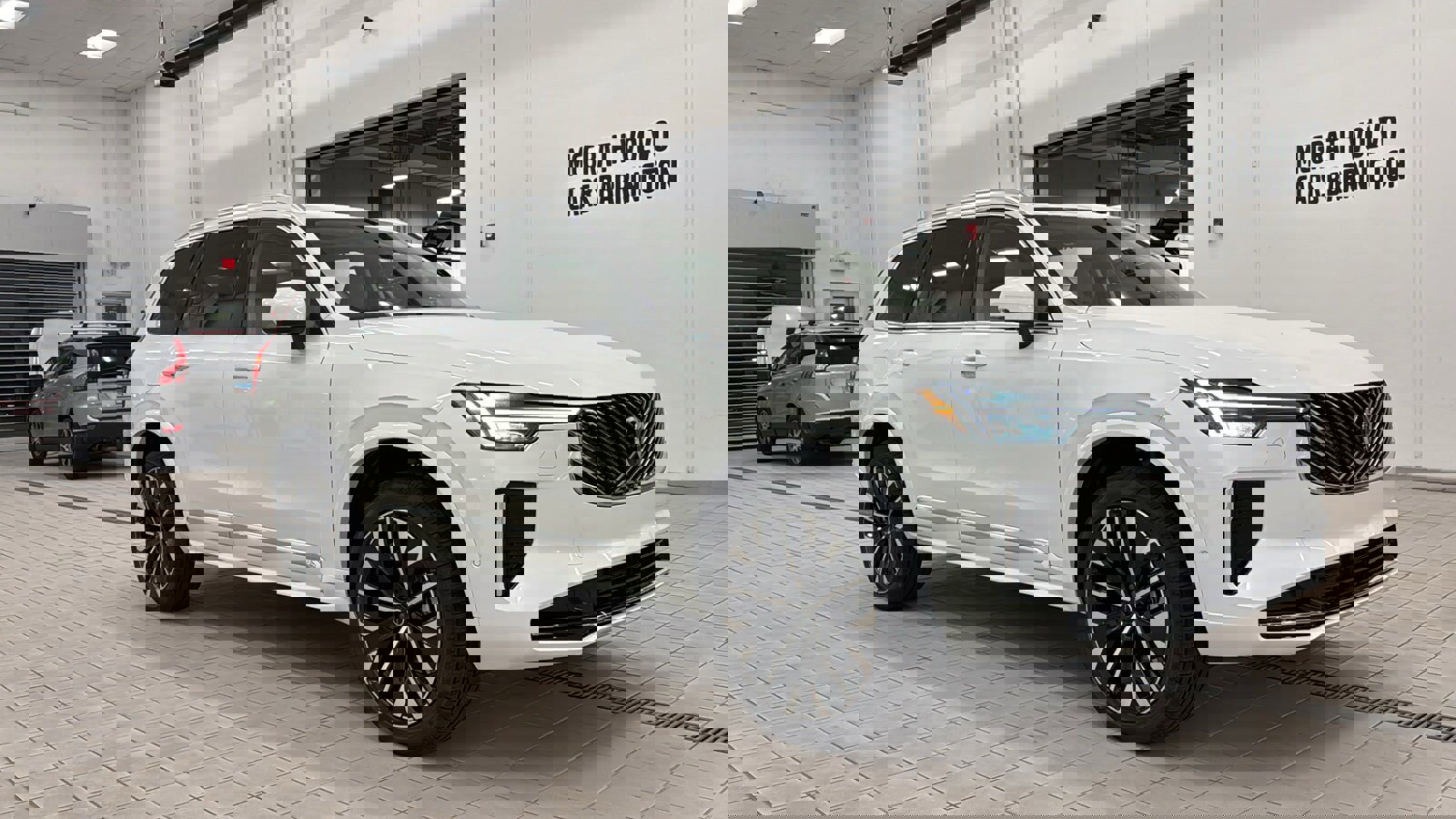 New 2026 Volvo XC90 B6 Ultra w/ Protection Package image 3