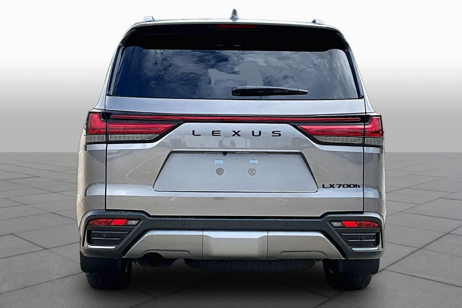 New 2026 Lexus LX 700h Luxury w/ Appearance Package AWD/4WD image 4