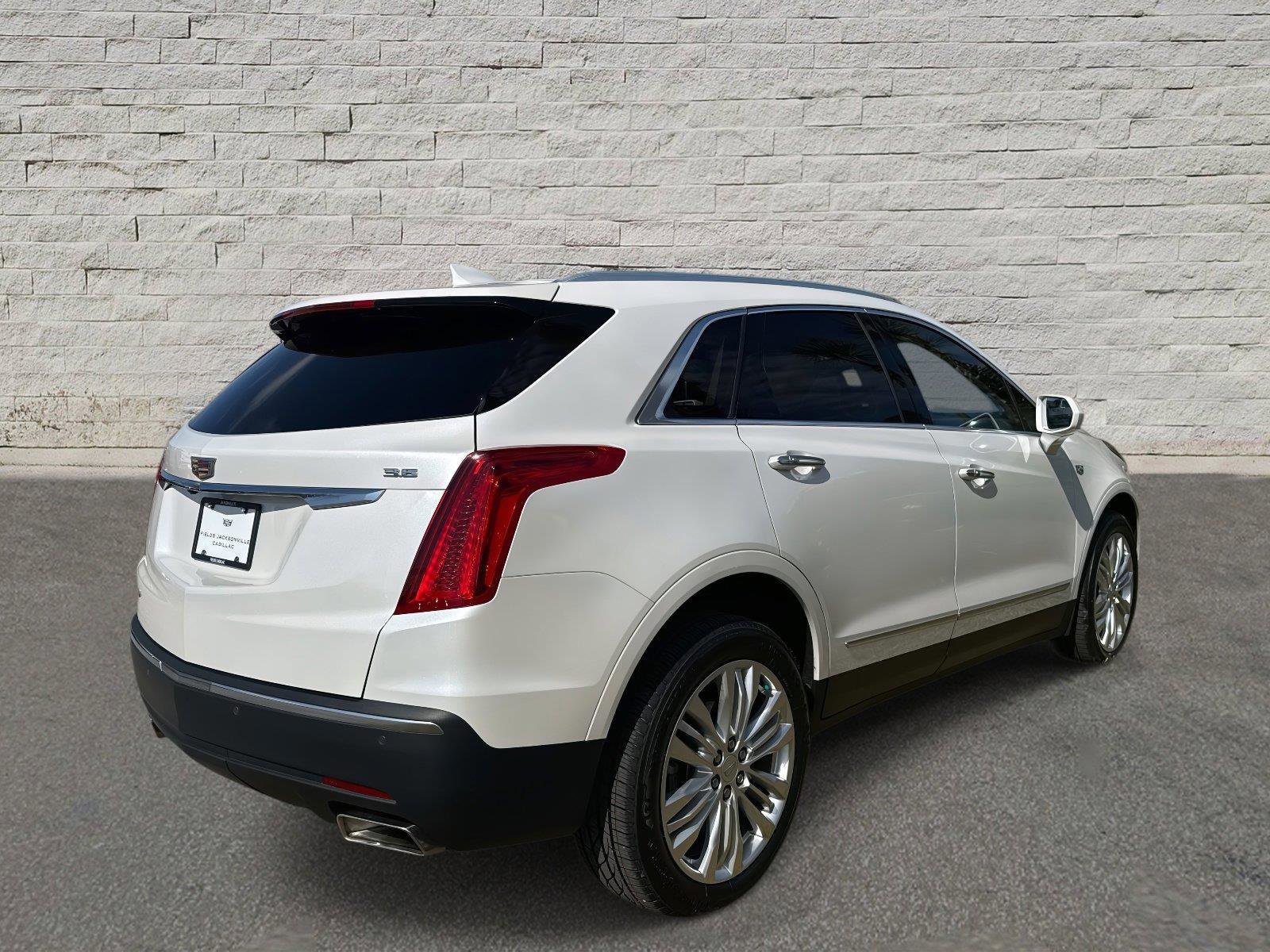 Used 2018 Cadillac XT5 Premium Luxury image 5