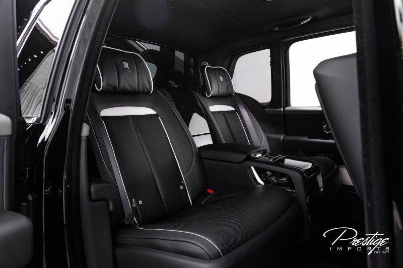 Used 2025 Rolls-Royce Cullinan image 54