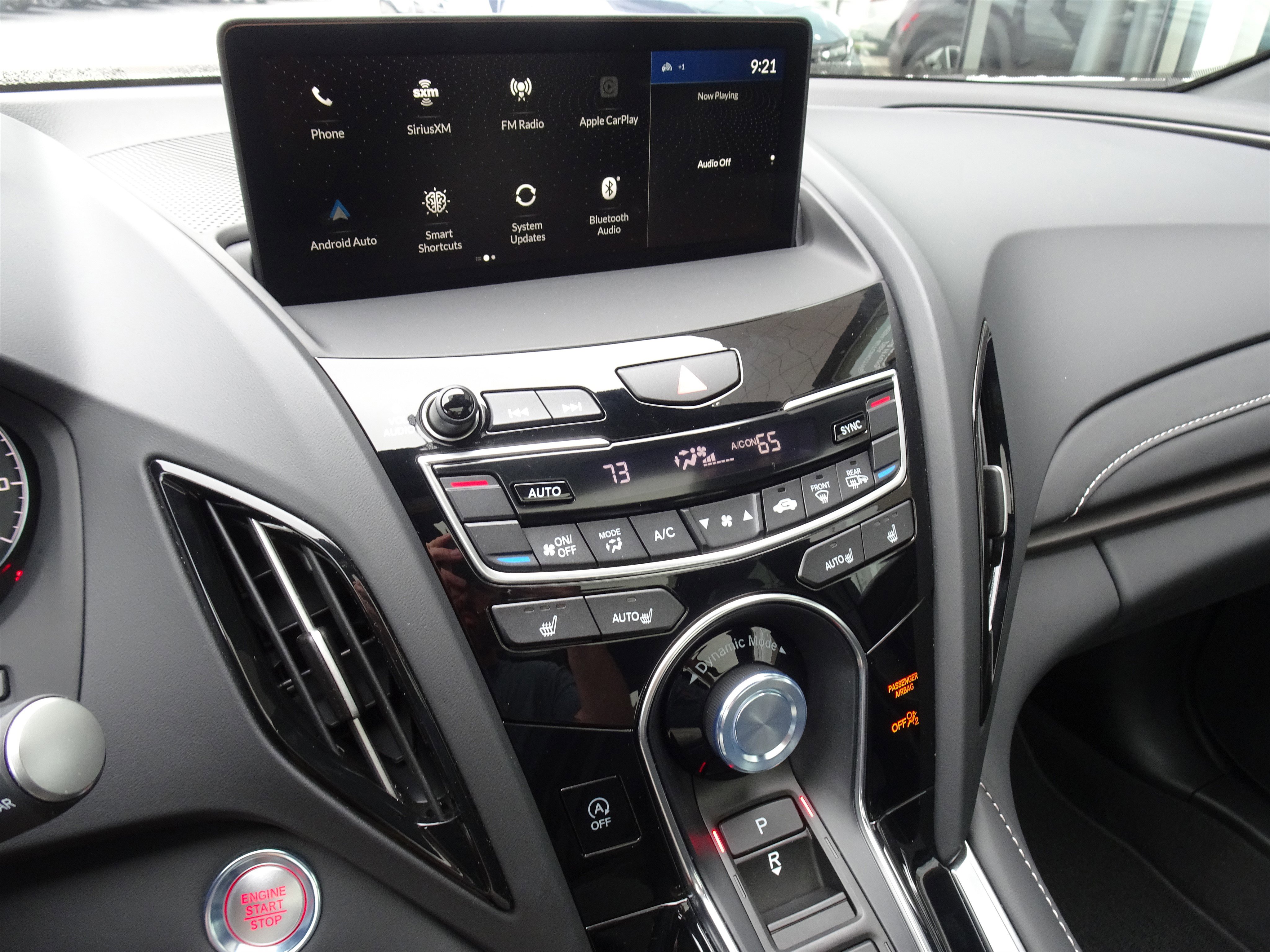 Used 2025 Acura RDX SH-AWD image 18