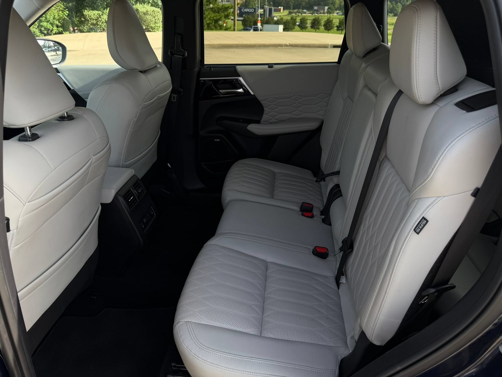 Used 2025 Mitsubishi Outlander SEL FWD image 26