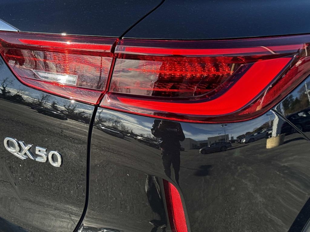 Used 2024 INFINITI QX50 Luxe image 28