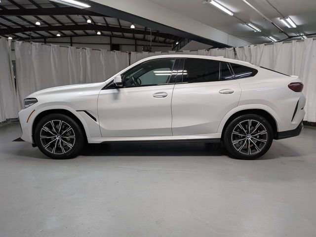Used 2023 BMW X6 xDrive40i w/ M Sport Package AWD/4WD image 24