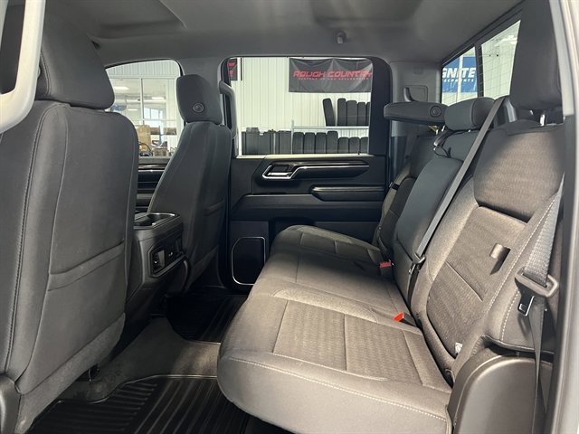 Used 2024 Chevrolet Silverado 3500 LT image 16