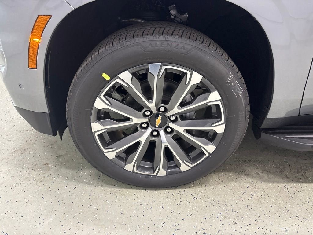 New 2026 Chevrolet Tahoe High Country AWD/4WD image 9