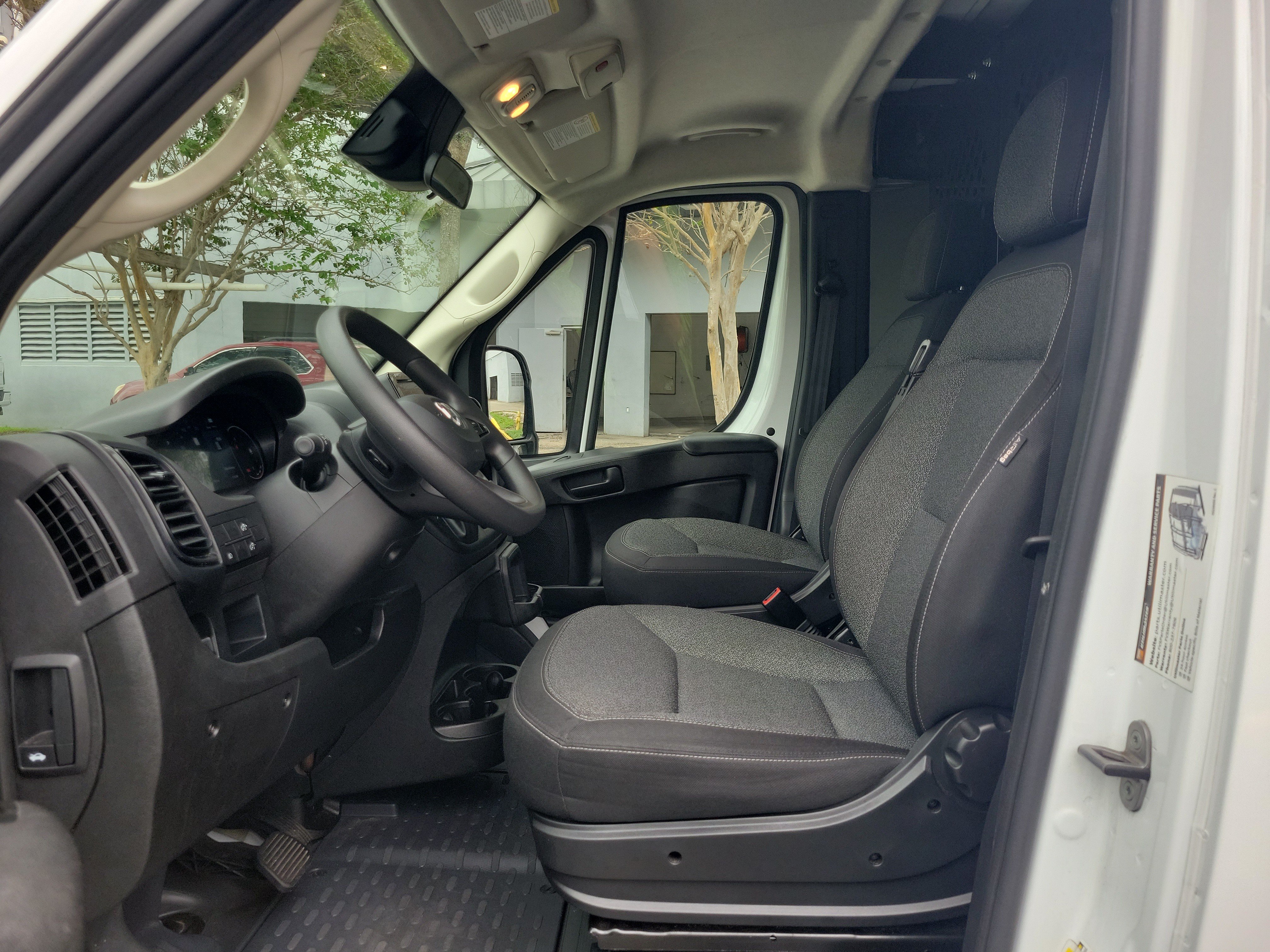 Used 2025 RAM ProMaster 2500 w/ U-Haul Equipment Group FWD image 15