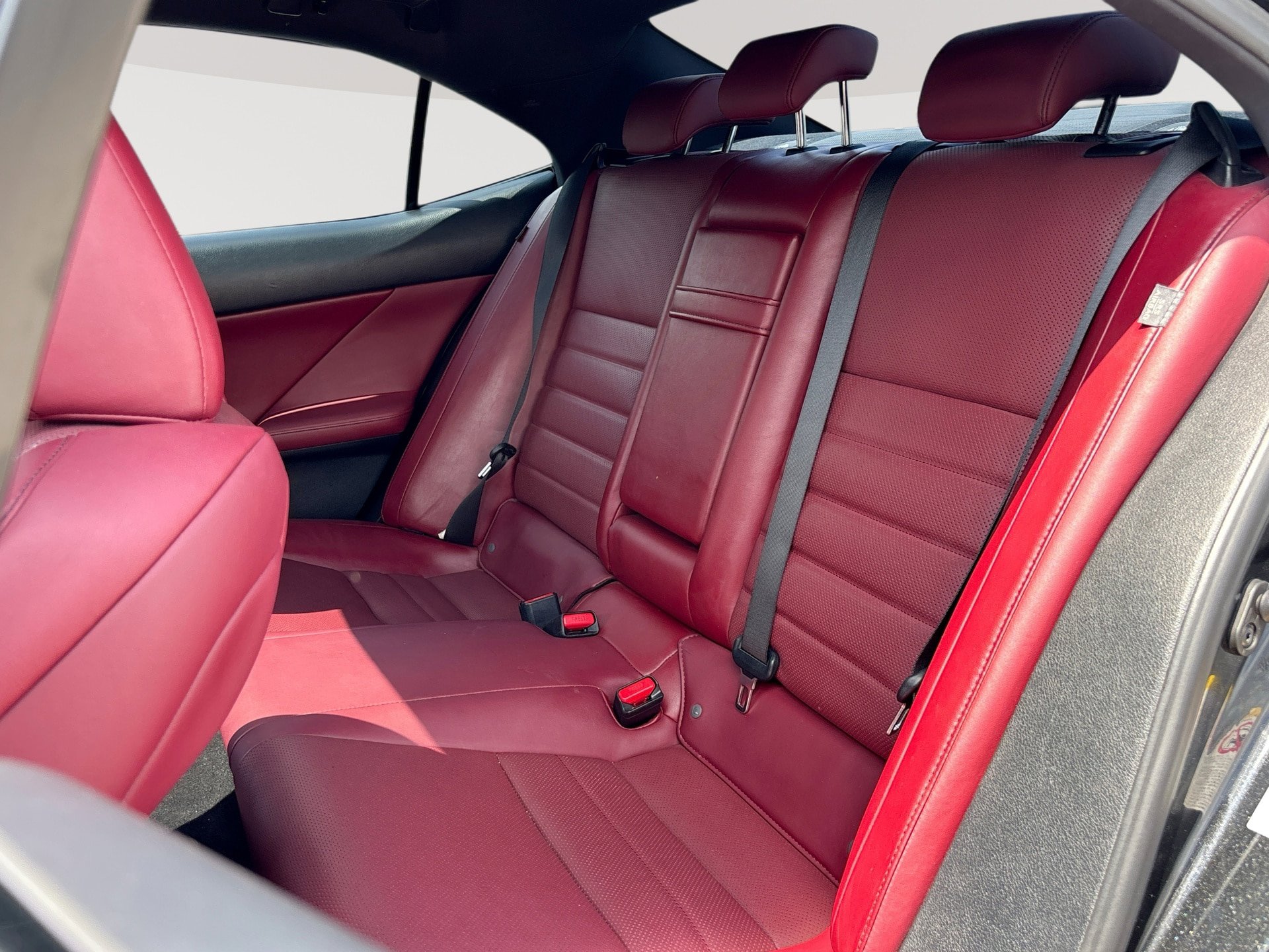 Used 2018 Lexus IS 300 F Sport w/ F Sport Package RWD image 26