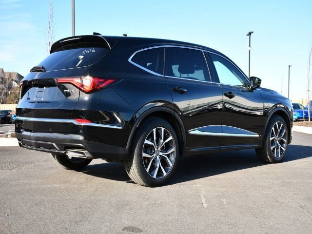 Used 2023 Acura MDX FWD w/ Technology Package image 7