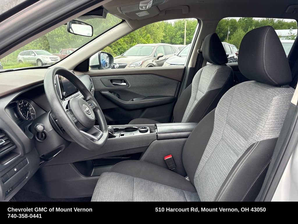 Used 2023 Nissan Rogue SV AWD/4WD image 11