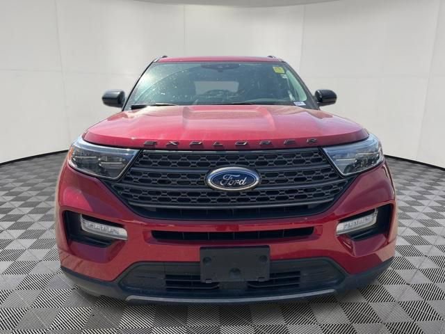Certified 2024 Ford Explorer XLT w/ Equipment Group 202A image 14