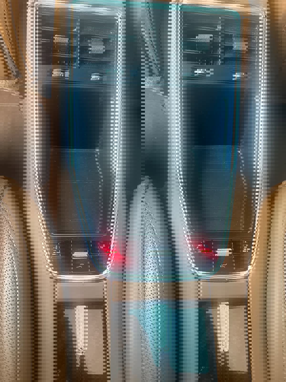 Used 2019 Porsche Panamera 4 image 25