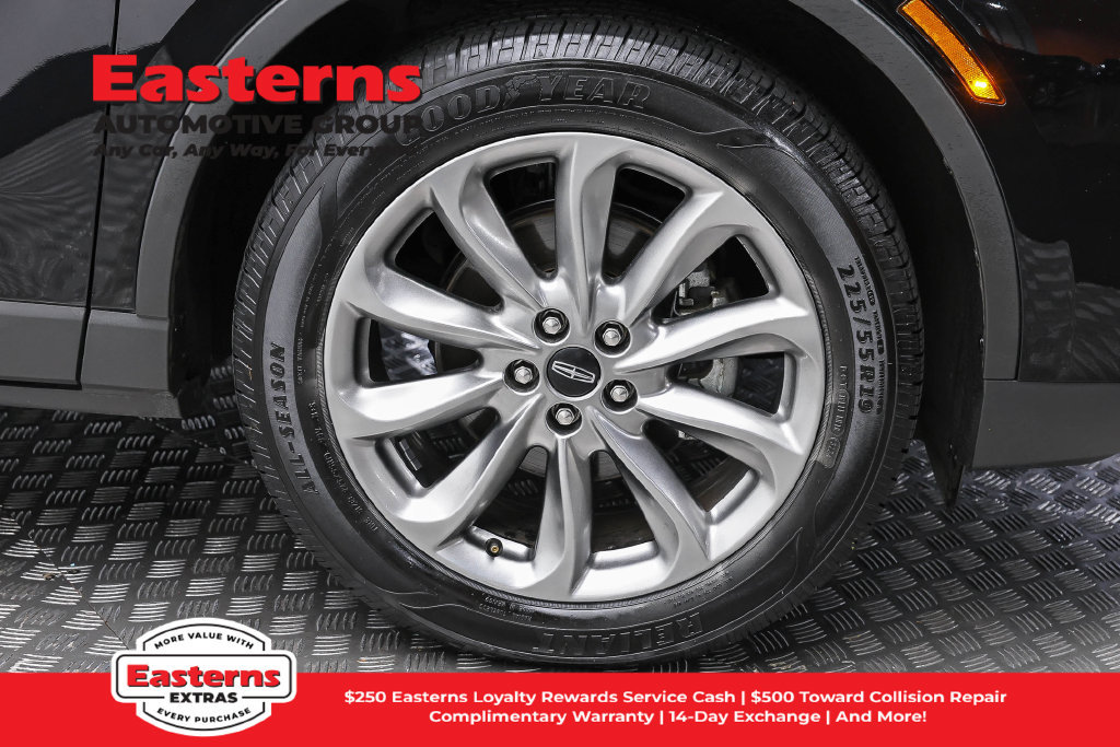 Used 2022 Lincoln Corsair FWD w/ Premium Package image 36