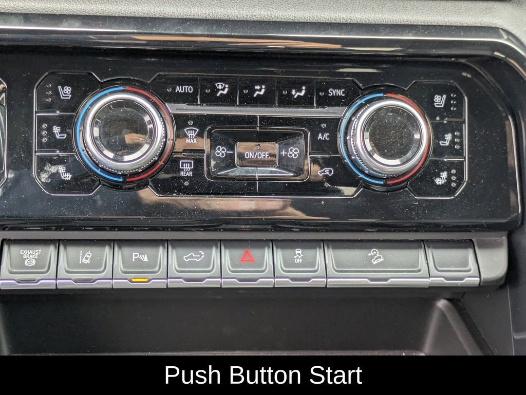 Used 2025 GMC Sierra 3500 AT4 w/ Technology Package image 17