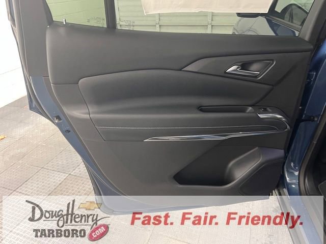 New 2026 Chevrolet Traverse LT w/ Driver Confidence Package FWD image 32